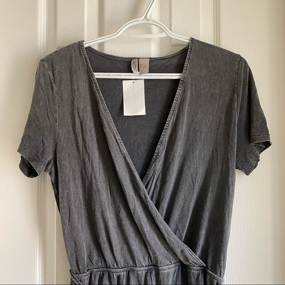 NWT - H&M - Faded Denim Romper - Picture 2 of 8